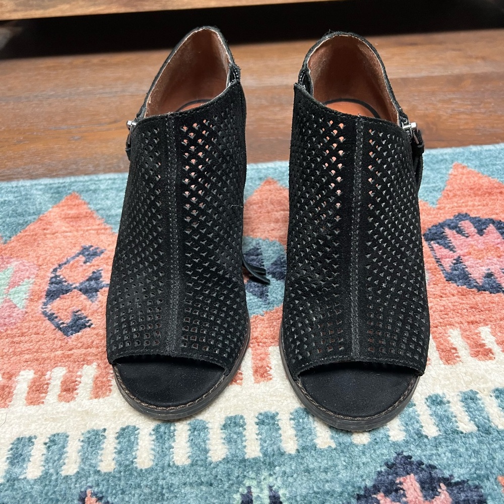 Lucky Brand wedge Booties - Picture 5 of 9